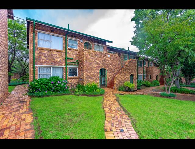 2 BEDROOM APARTMENT FOR SALE IN BUCCLEUCH